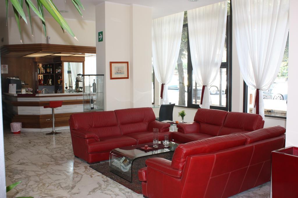 Hotel Mediterraneo Chianciano Terme Exterior photo