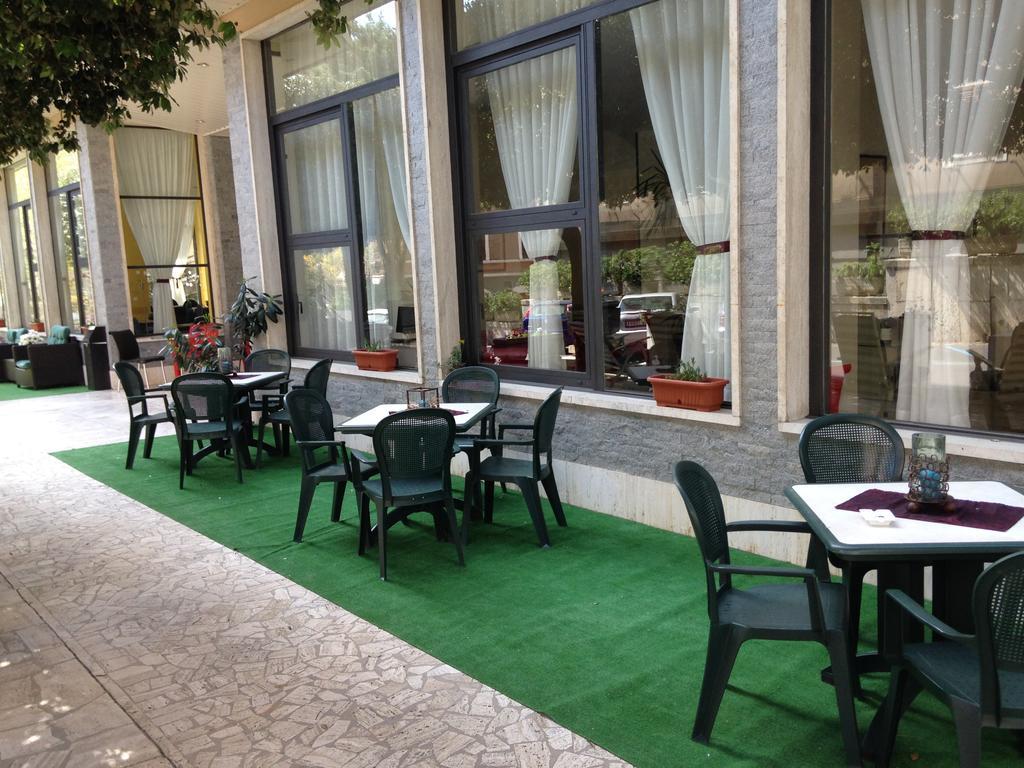 Hotel Mediterraneo Chianciano Terme Exterior photo